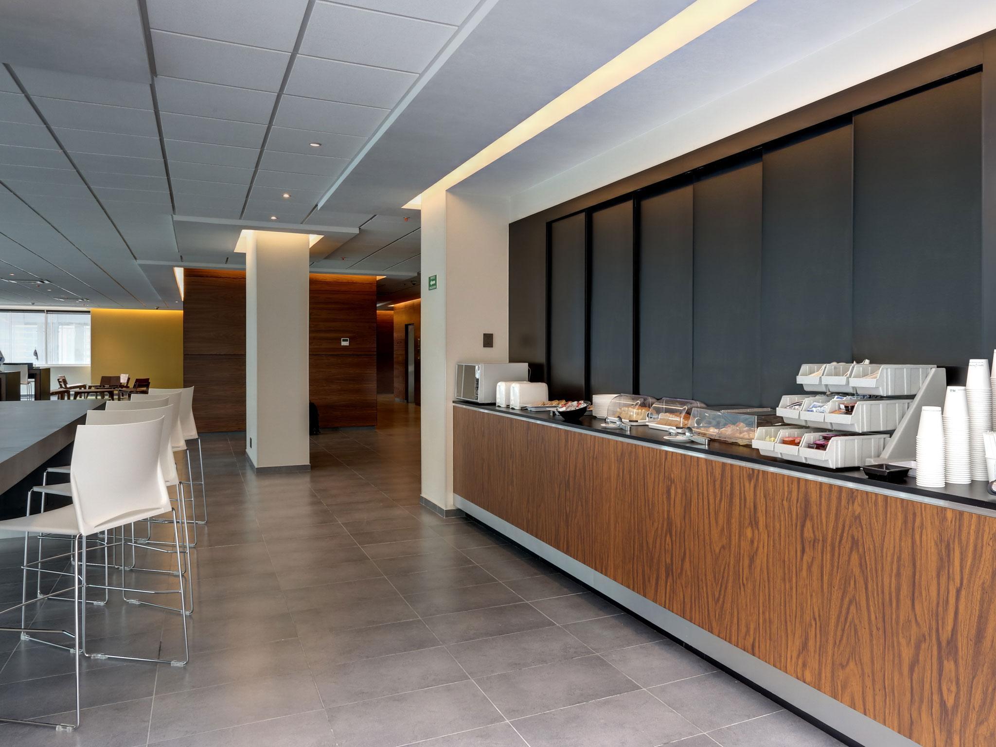 City Express Plus By Marriott Ciudad De Mexico Santa Fe Extérieur photo